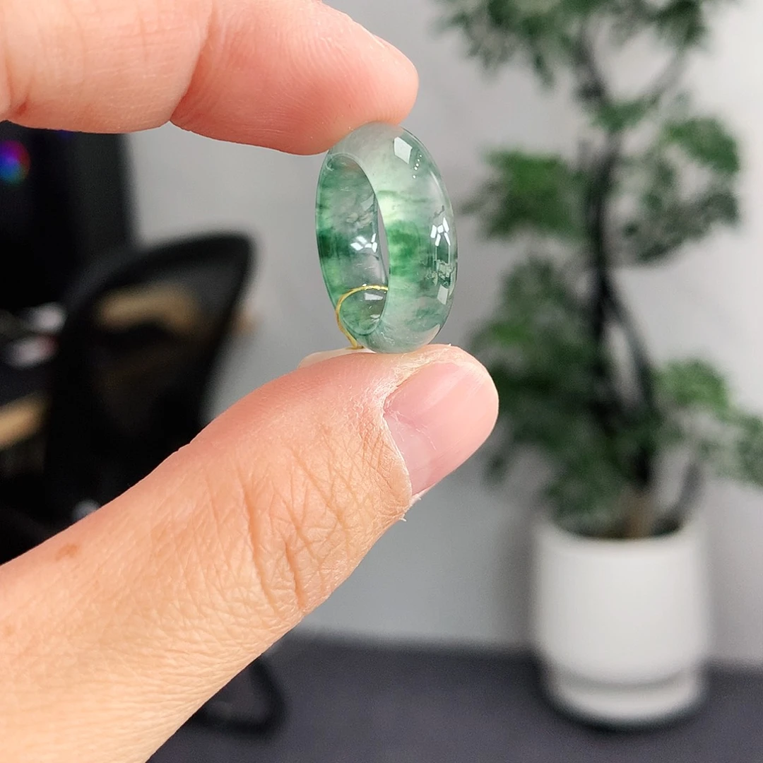 翡翠未镶嵌戒指5号