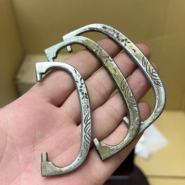 满25包邮。 不退不换.中古品默认瑕疵