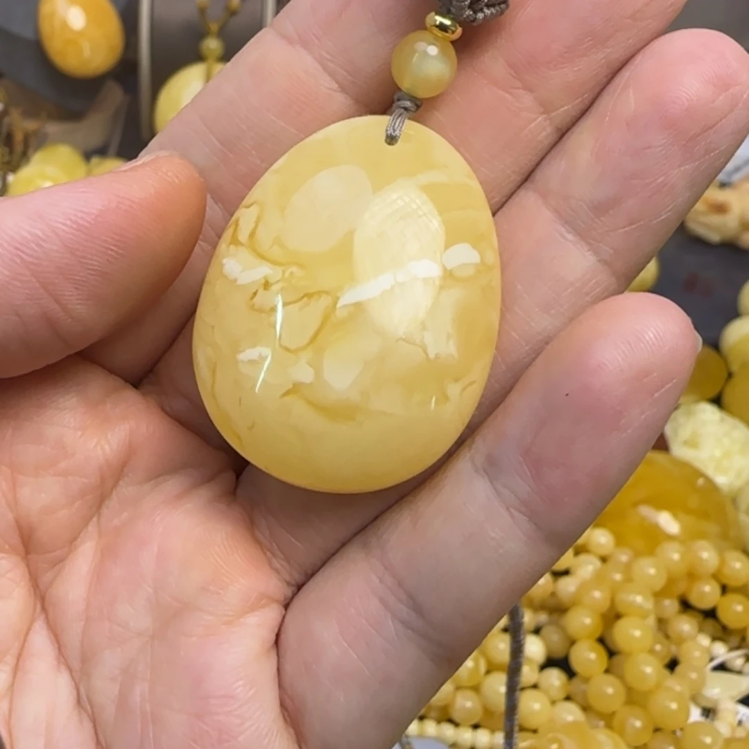 未镶嵌颈饰蜜蜡天然蜜蜡