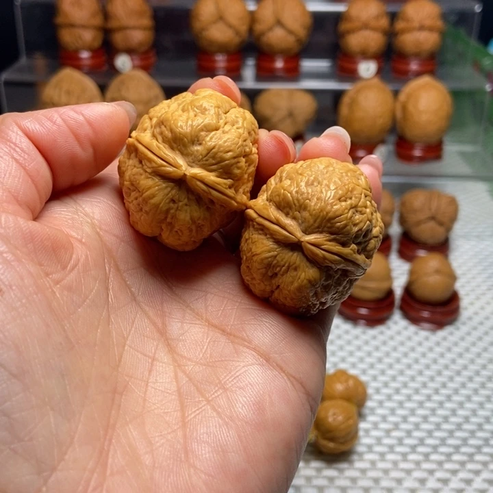 文玩核桃把件5平头蟾