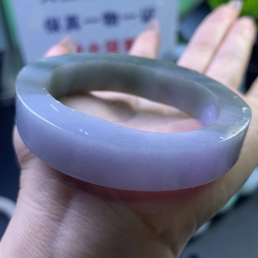 定制翡翠未镶嵌贵妃