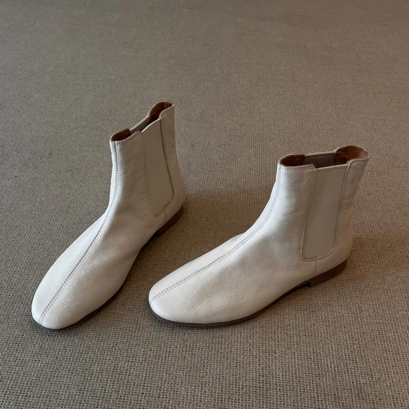 真皮断码清仓圆头平跟切尔西靴2025秋冬新款弹力瘦瘦靴平底短靴女