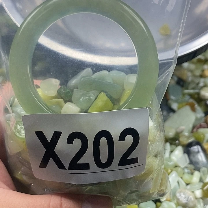 未镶嵌蛇纹石玉鱼缸石