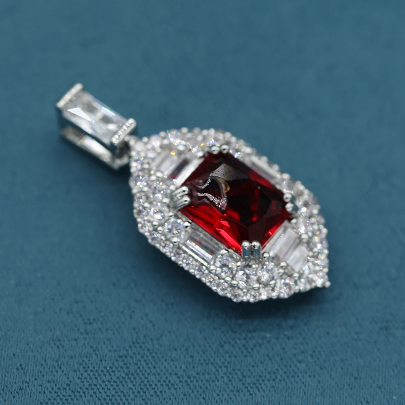 【高级定制】收藏级轻奢时尚设计吊坠 S242