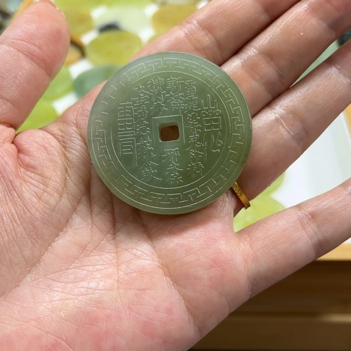 未镶嵌蛇纹石玉手链