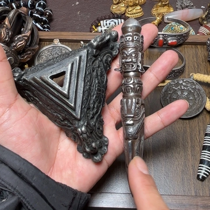 玻璃颈饰藏传喜马拉雅