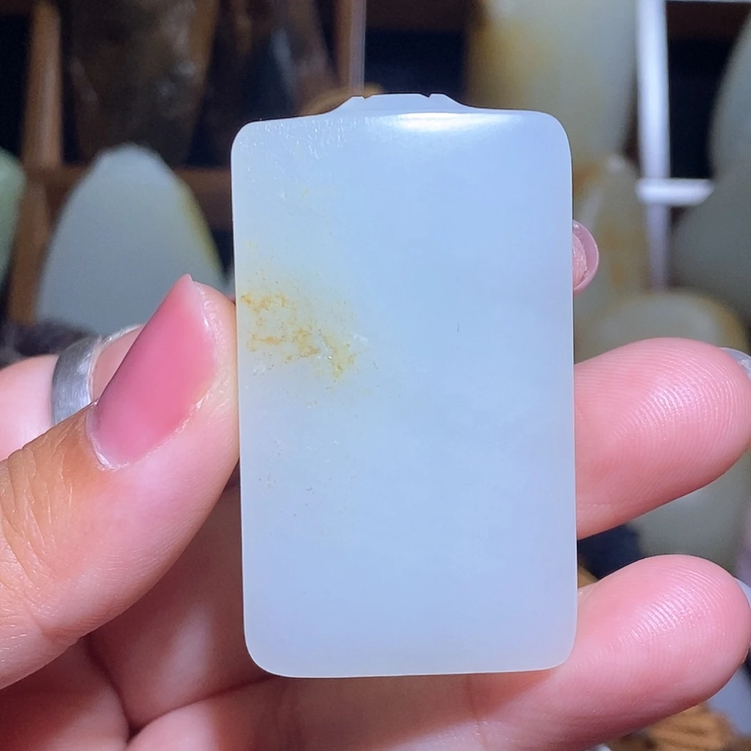 辉***颈饰未镶嵌和田玉