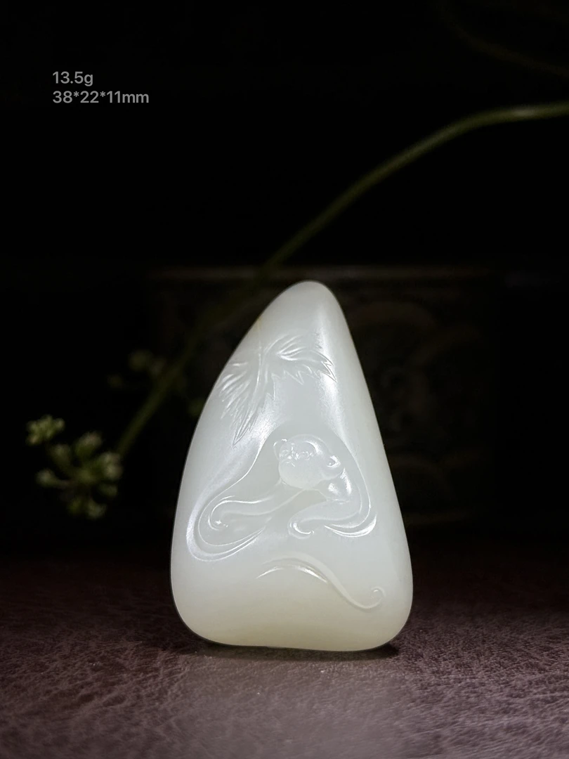 新疆和田玉（子料）一夜封侯苏州名家作品