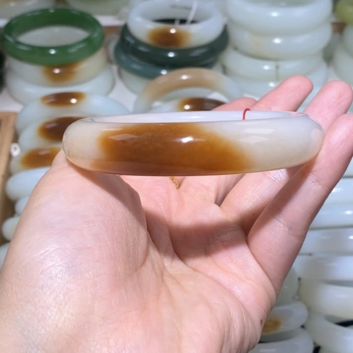 和田玉（糖玉）手镯未镶嵌