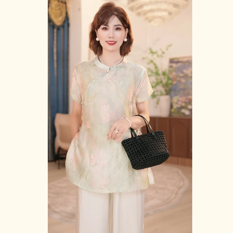 2025新中年妈妈夏季时尚上衣服洋气中老年女装上衣套装