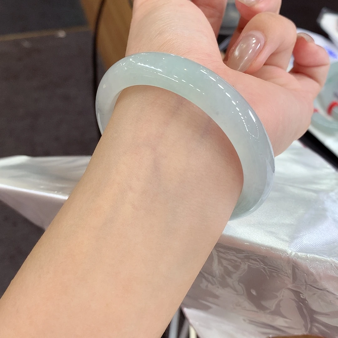 翡翠未镶嵌手镯天然Ａ货翡翠54/55