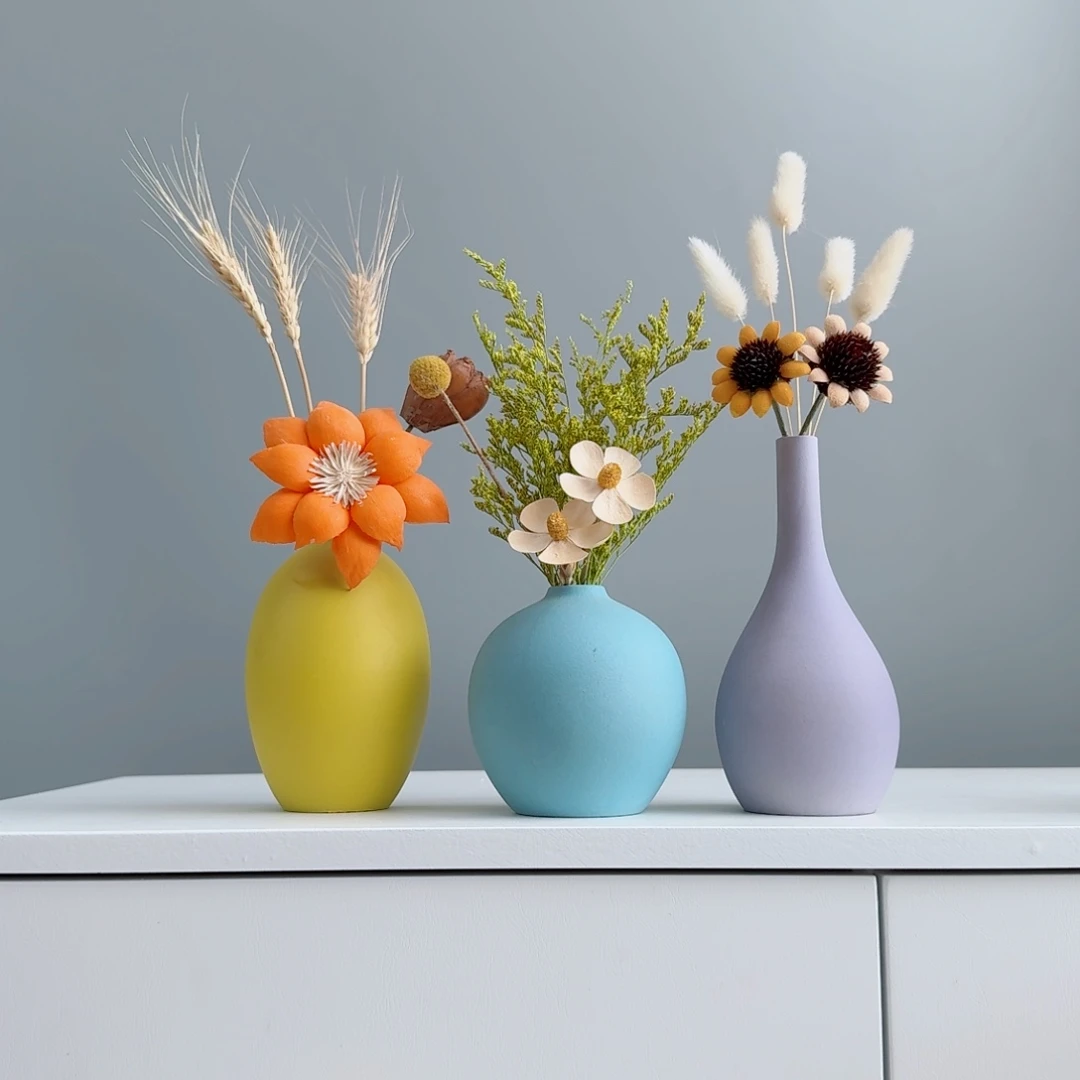 摆件陶瓷小花瓶摆件含花总高约20-30cm
