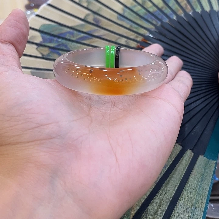 手镯玛瑙/玉髓未镶嵌