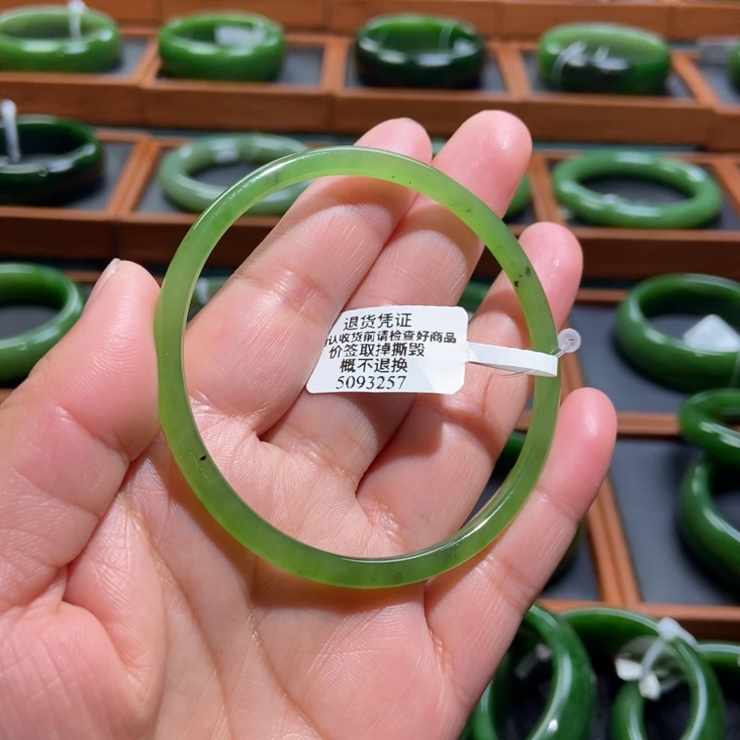 和田玉（碧玉）未镶嵌手镯苹果绿5960