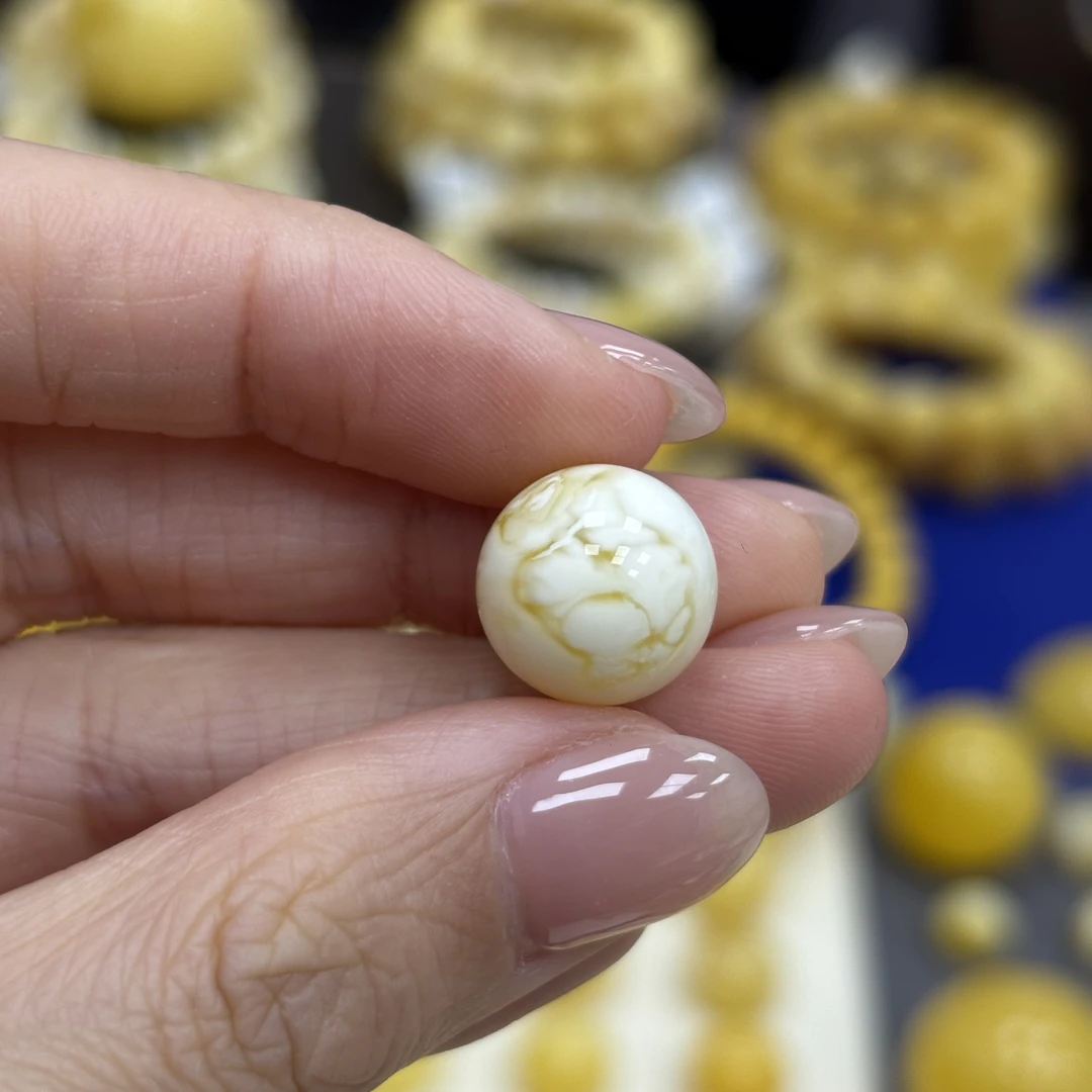 12.2mm 小妖珠宝天然原矿琥珀蜜蜡