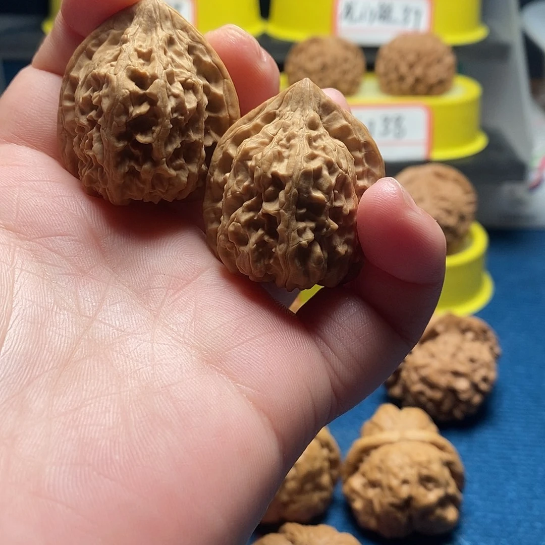 文玩核桃吊坠秦岭马蹄