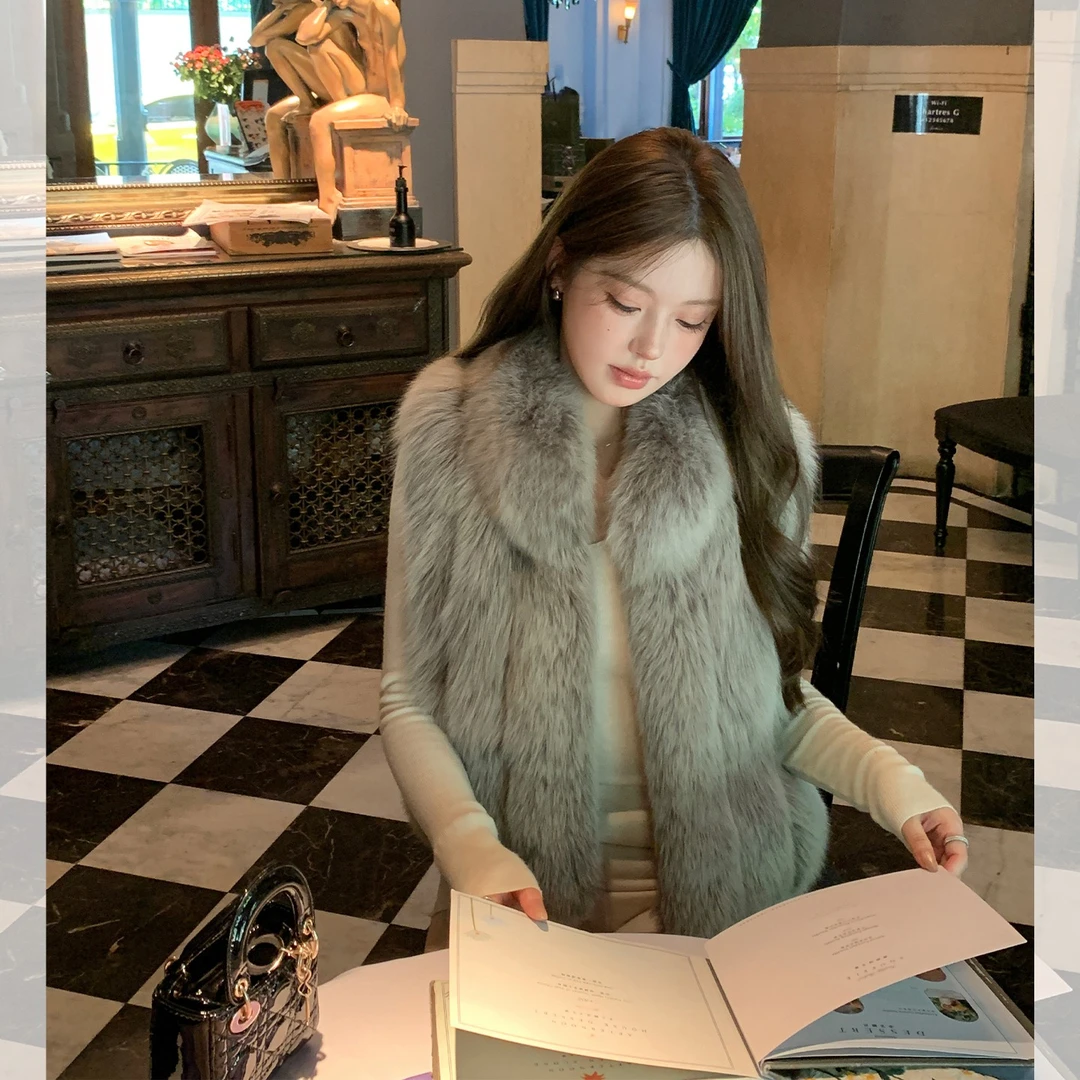 北欧雪境 芬兰进口狐狸毛皮草马甲女短新款立领时髦叠穿毛毛外套