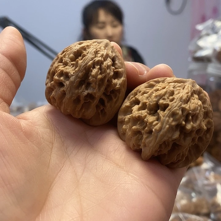 把件文玩核桃41霞云岭肚子差尺