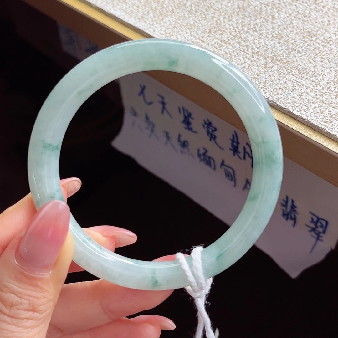 翡翠未镶嵌手镯手镯