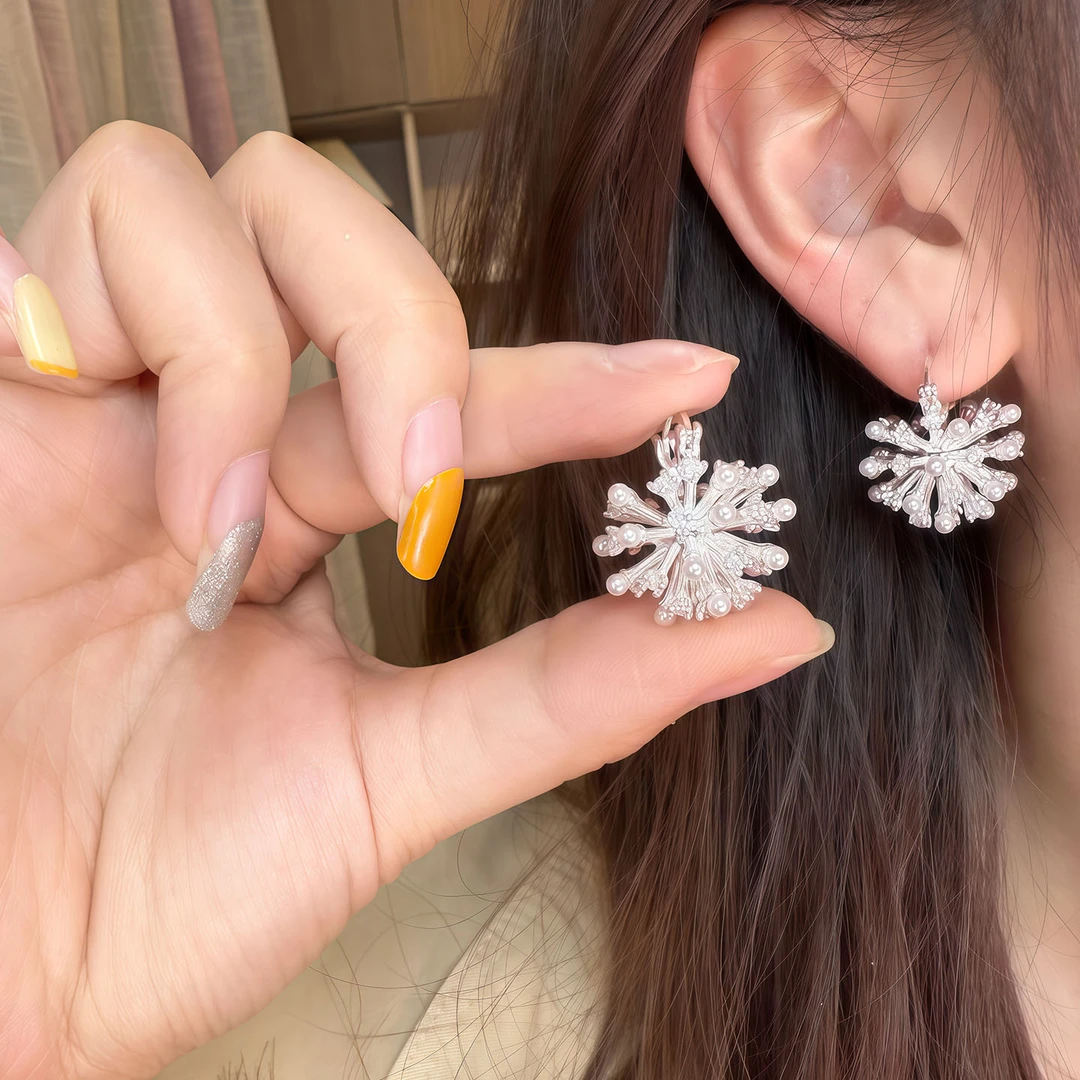 铜合金锆石耳饰 超闪镶钻烟花耳扣女气质轻奢设计感高级耳环耳饰