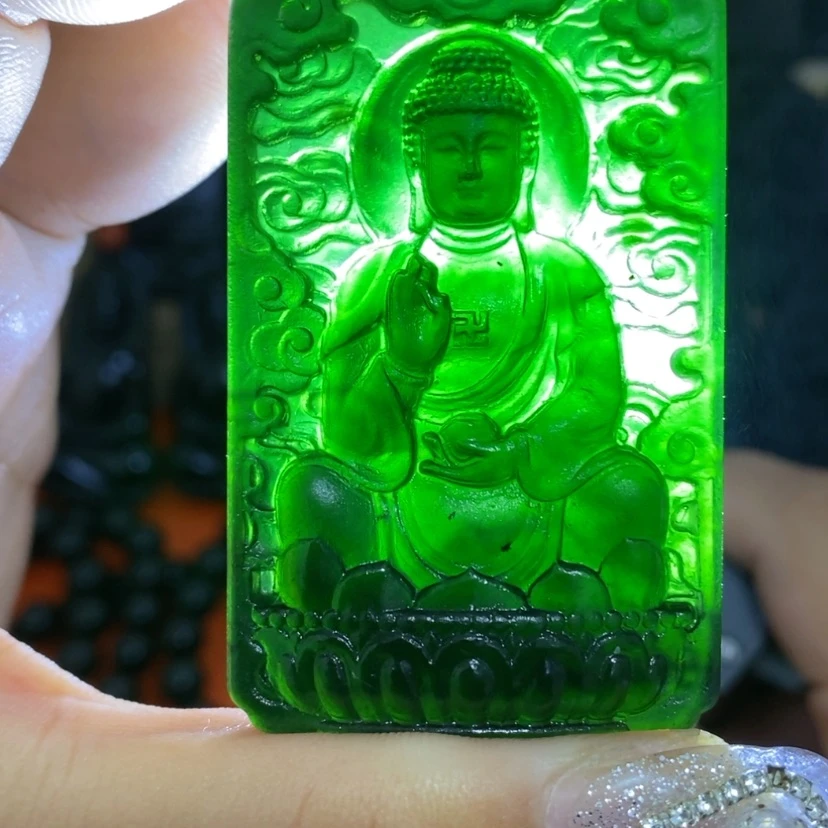 【闪购商品】未镶嵌蛇纹石玉颈饰