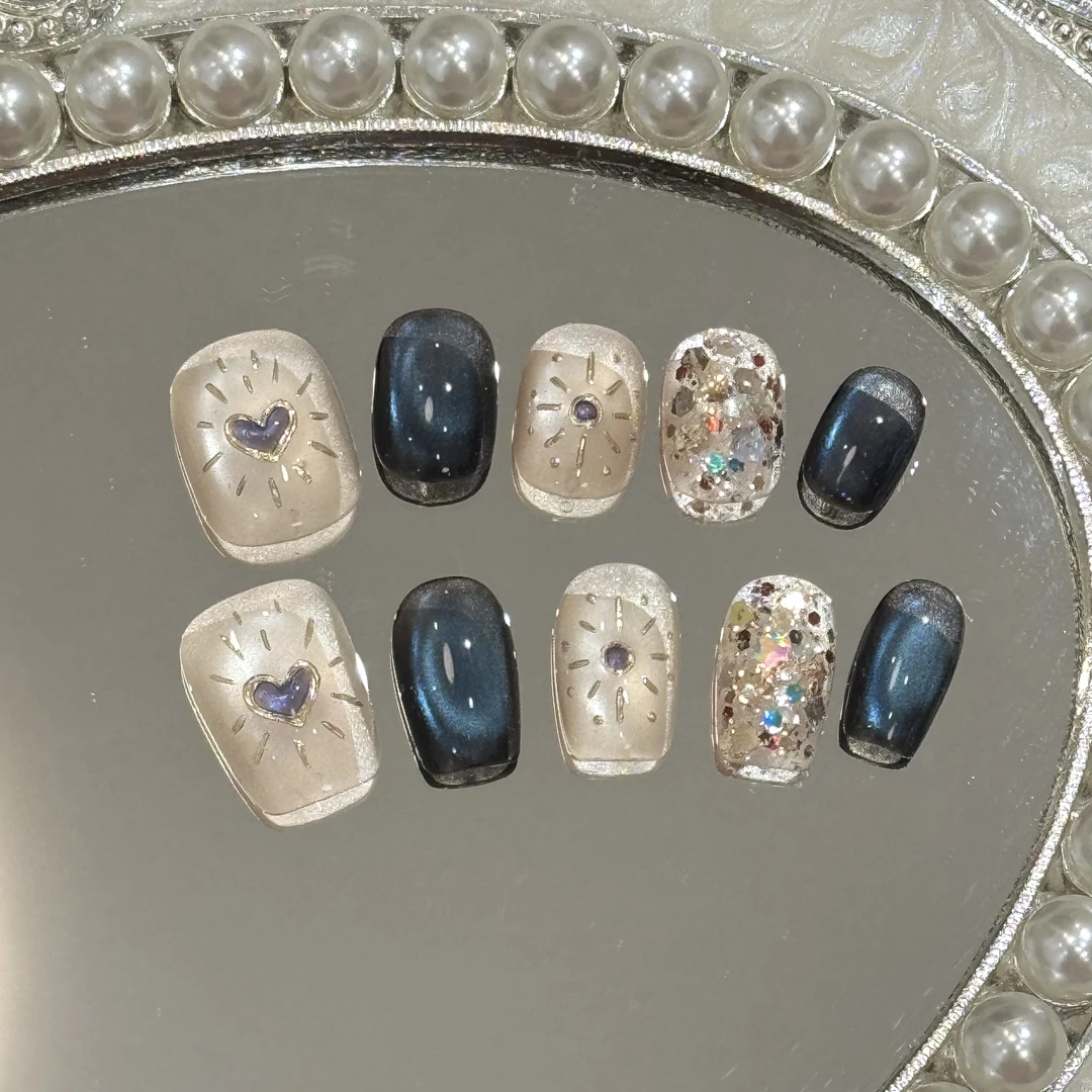 【拉美西斯】 设计师 戴戴喵美甲设计师纯手工穿戴甲裸色美出手绘