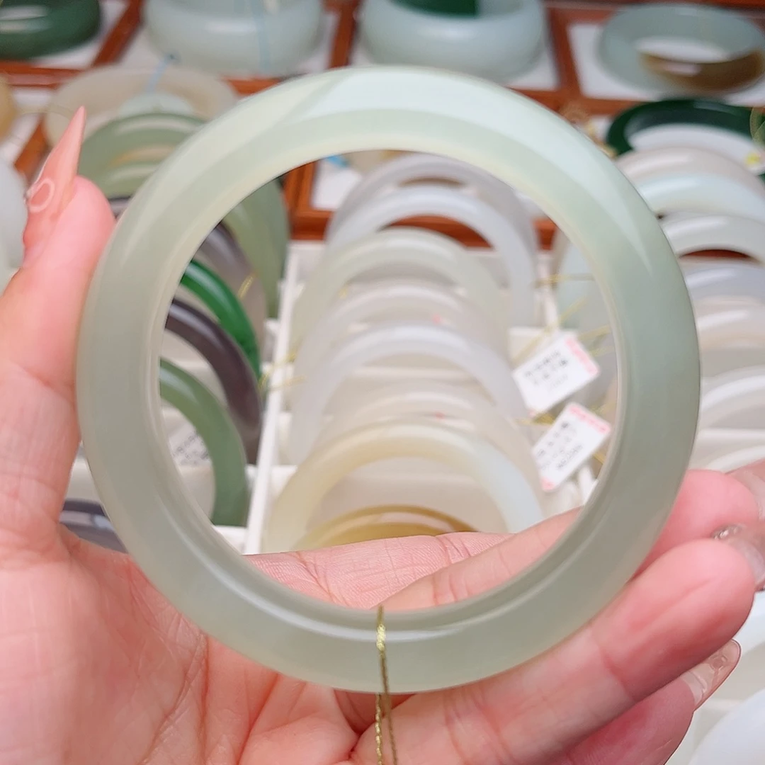 和田玉未镶嵌手镯58.7