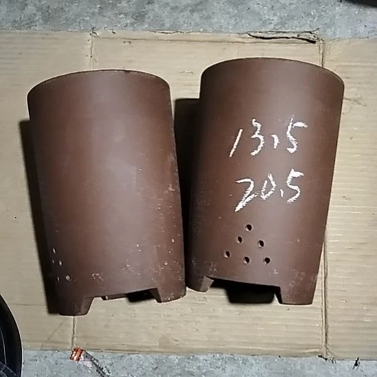 紫砂大笔筒两个微瑕