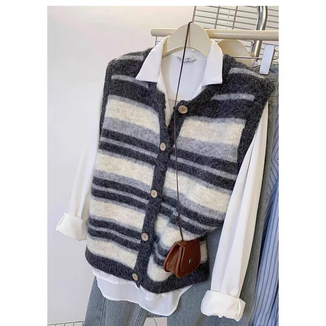 减龄复古条纹叠穿背心女宽松时髦百搭显瘦马夹开衫秋冬无袖坎肩潮