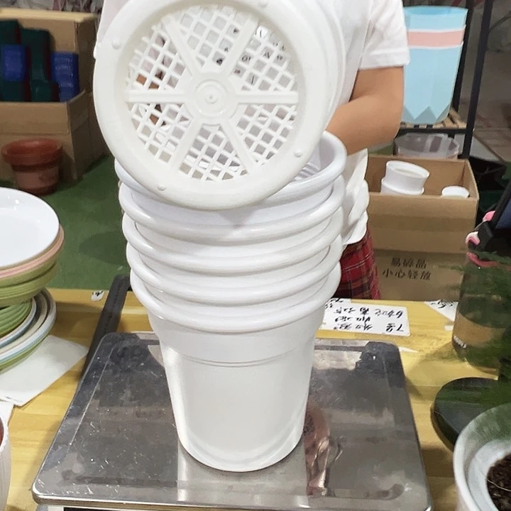 翻边桶口16高18白色6个无托