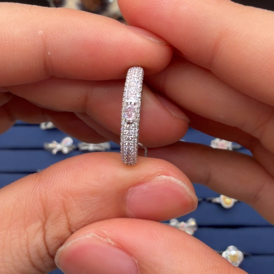 戒指/指环18K金镶嵌钻石粉钻戒指