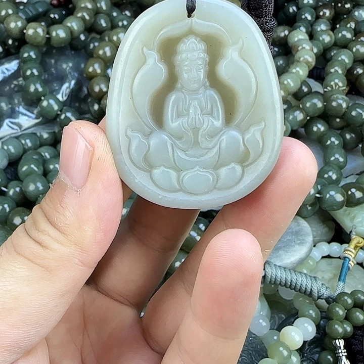 和田玉未镶嵌颈饰
