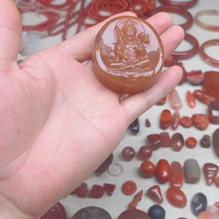 未镶嵌微胶裂南红玛瑙