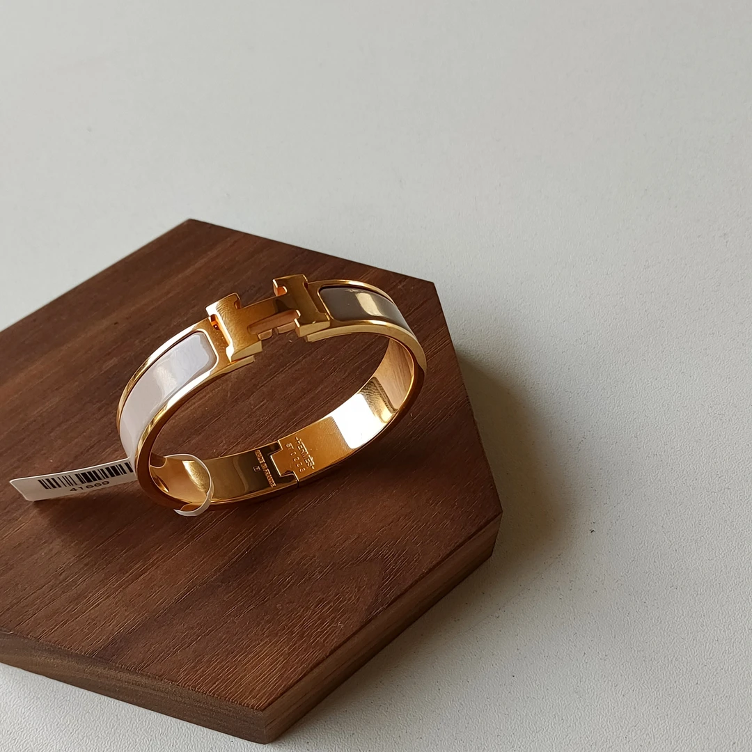 99新 Hermes/爱马仕 Azul-奶茶色珐琅金扣clic h手镯41669