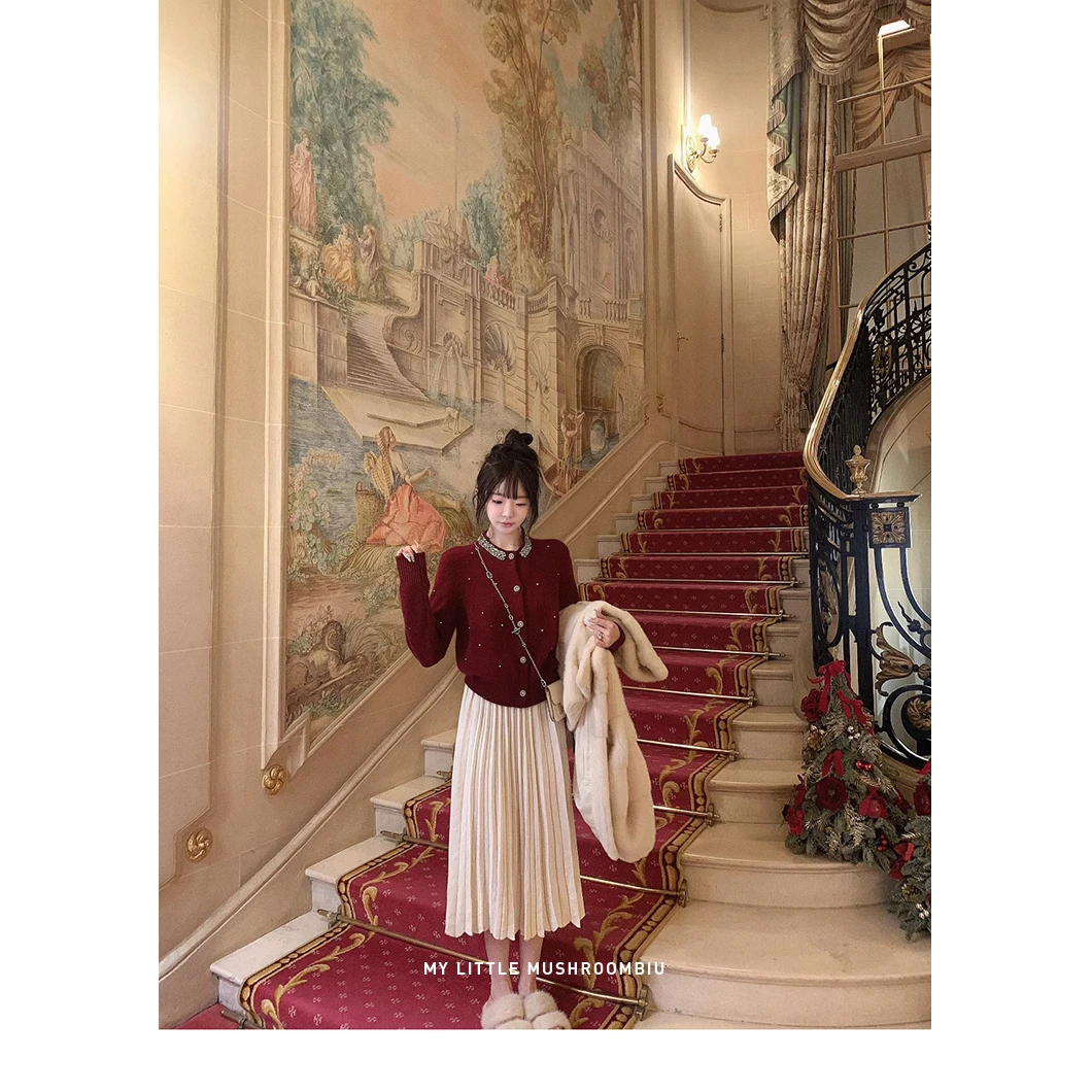 金蘑菇菇 Trois couleurs: Rouge招财热朗姆 新年毛衣组 /重工款