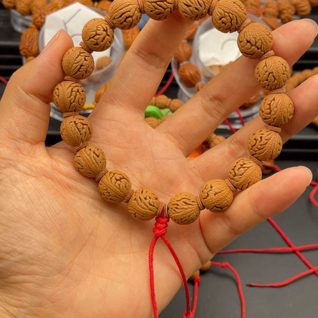 @***威吊坠桃核见健健康康平平安安5