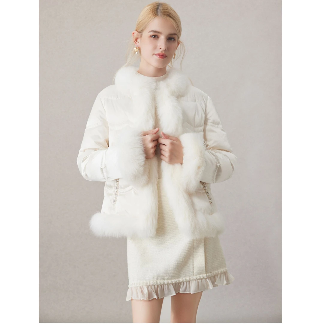 COCO BECCI【奢香雪夜】90白鹅桑蚕丝狐狸毛羽绒外套CFJJD101031