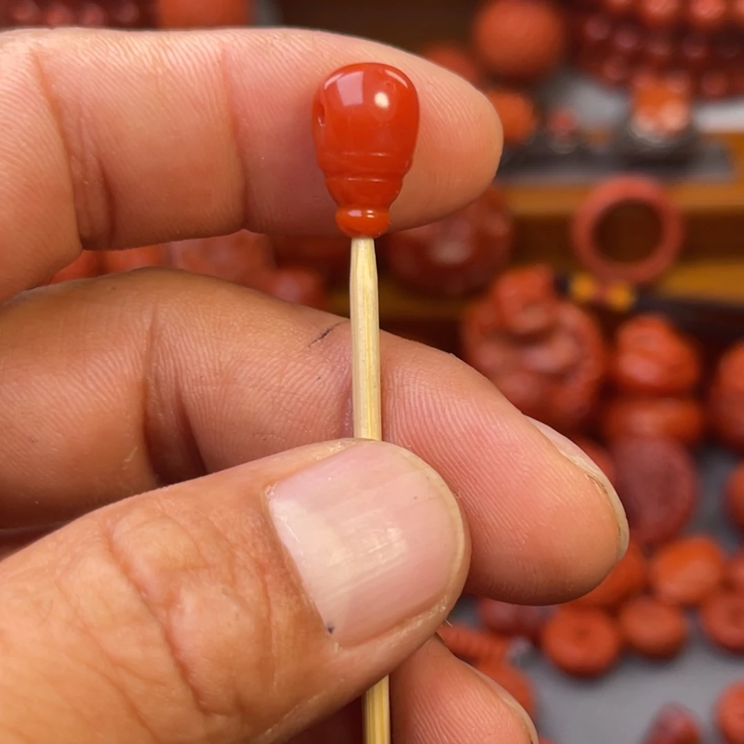 南红玛瑙瓦西精工双鱼扣未镶嵌扎**珠