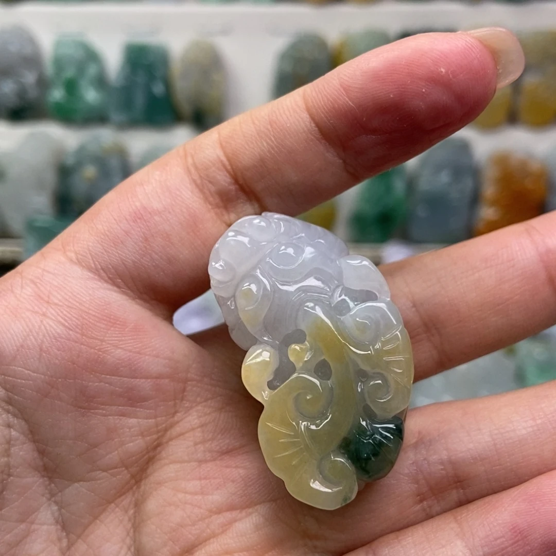 吊坠(赠链)未镶嵌翡翠