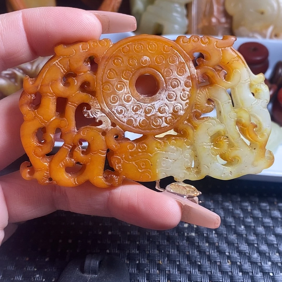 岫玉未镶嵌珠宝奇石