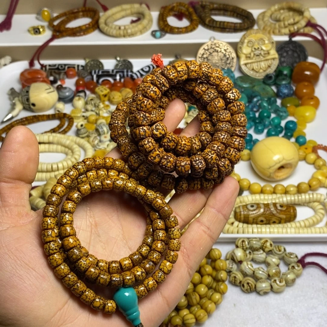 轻***r大叶紫檀（黑酸枝木类）