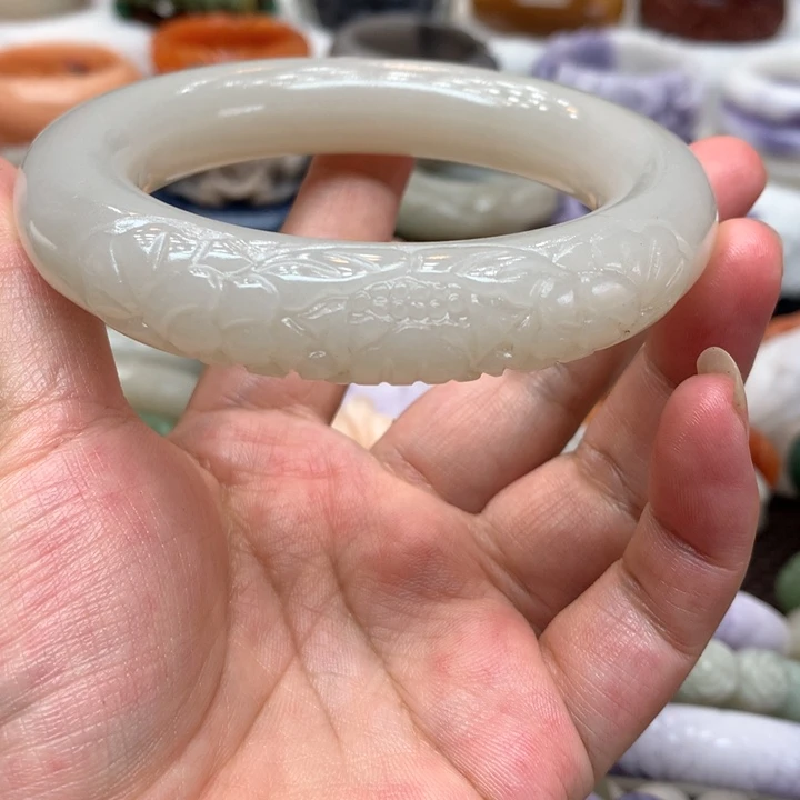 石英质玉手镯未镶嵌薛*