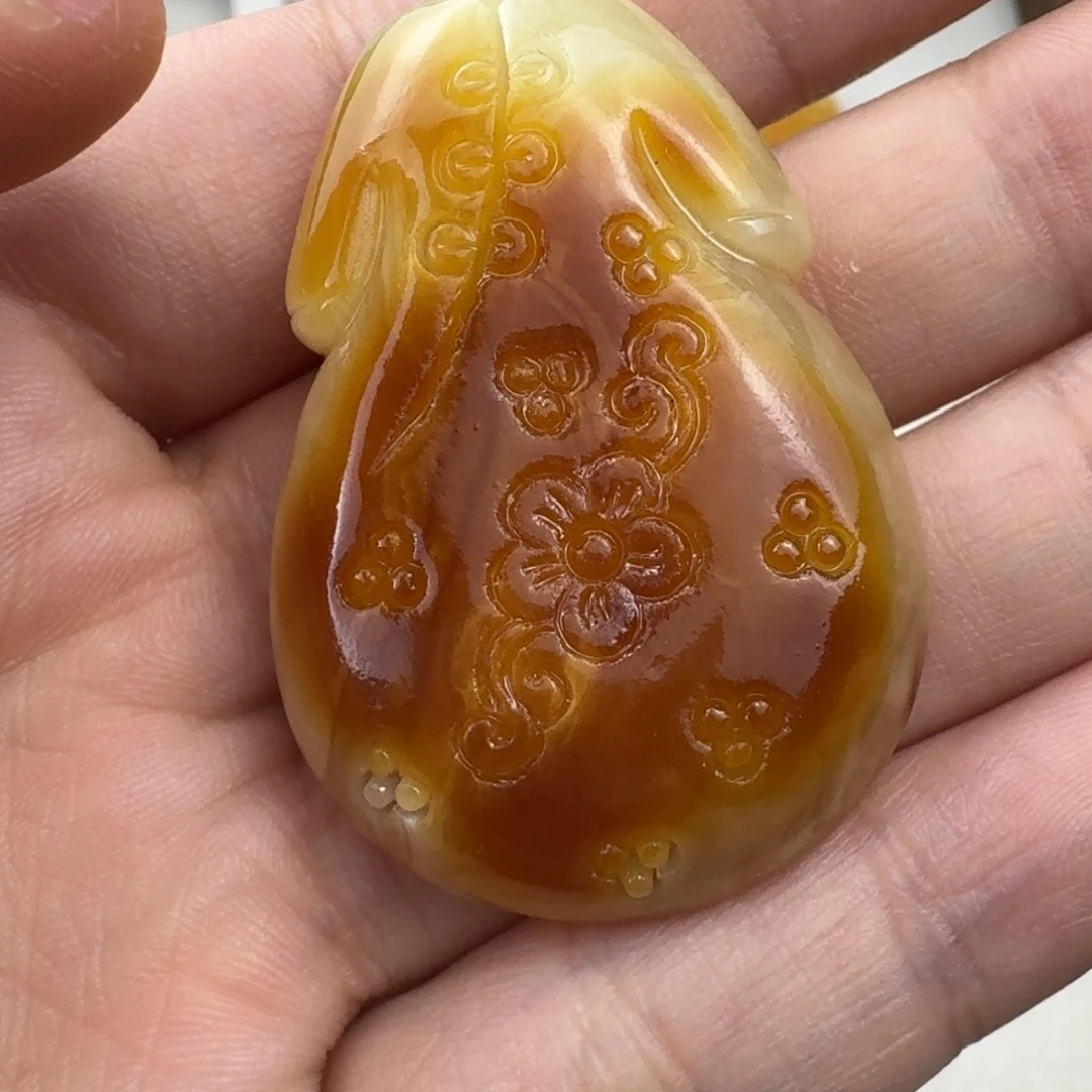 蜜蜡未镶嵌珠宝奇石全品 9.9/g 47.6×31×11mm