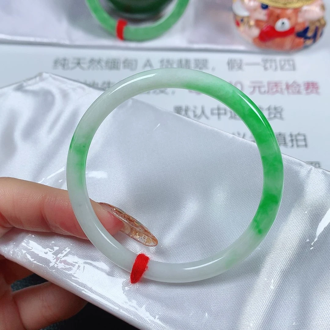翡翠手镯未镶嵌缅甸天然1549