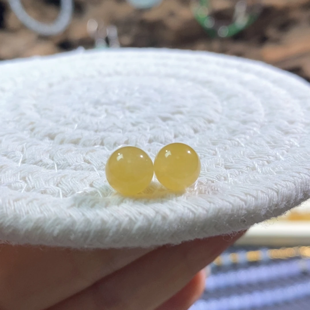 翡翠散珠冰鲜黄翡珠卡8+一对