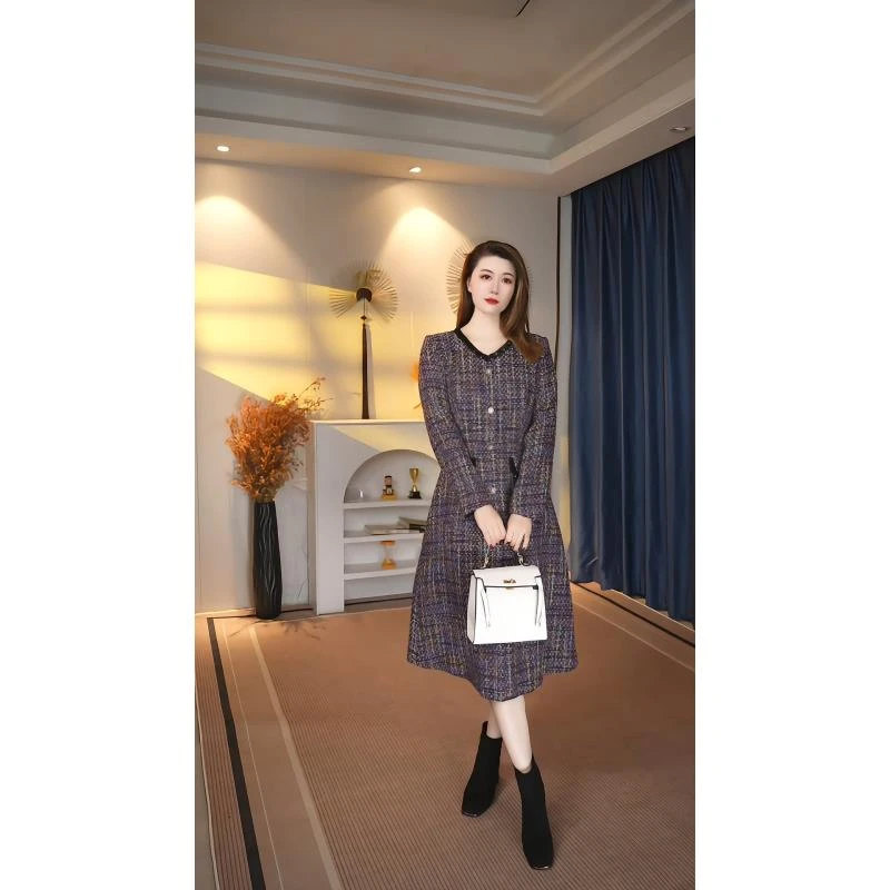 秋冬女气质时尚优雅轻奢高定精纺羊 毛显瘦连衣裙年小香风 B1824