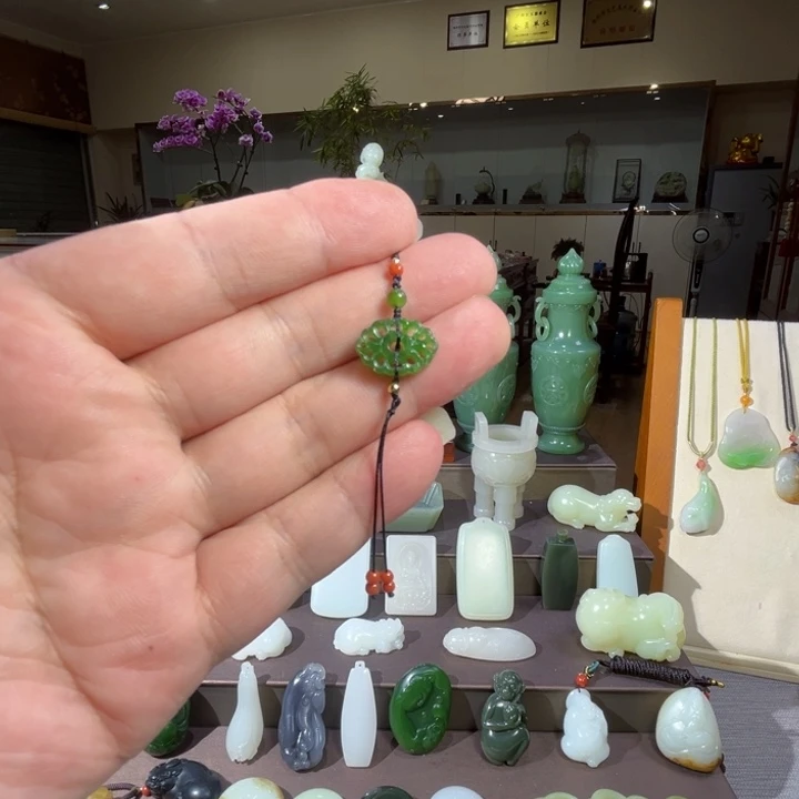 和田玉（碧玉）未镶嵌颈饰