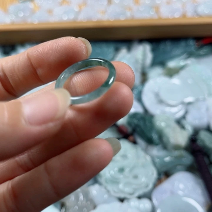 ****你翡翠挂件未镶嵌翡翠