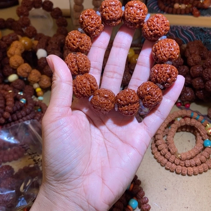 念***念金刚菩提吊坠225玉化精挑