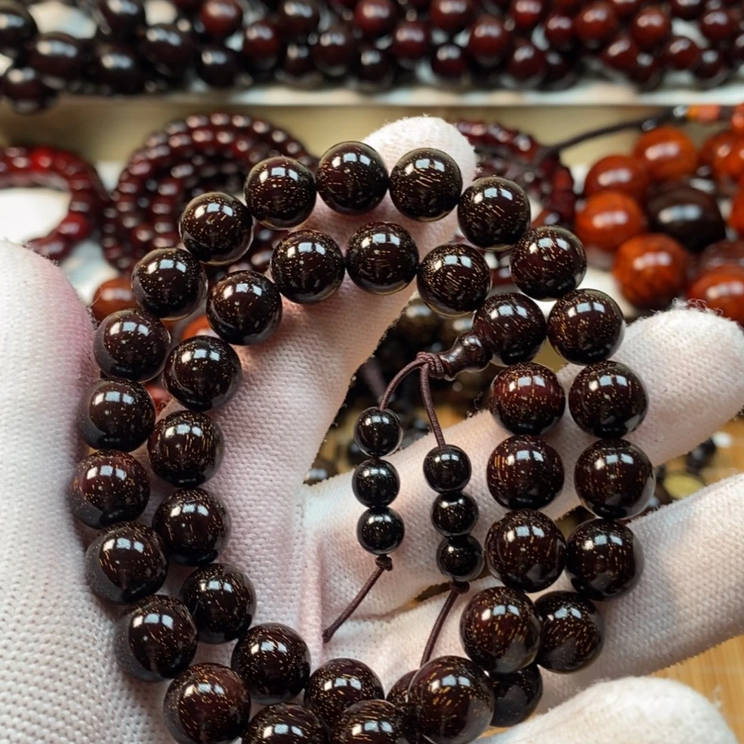 檀香紫檀（小叶紫檀）1.0手持满天星